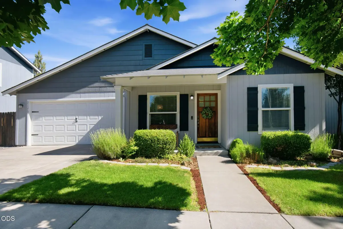 21370 NE Pecoraro Loop, Bend, OR 97701 - #1
