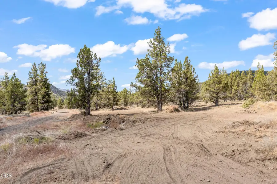 SE Sundown Lane #Lot 6, Prineville, OR 97754 - #3