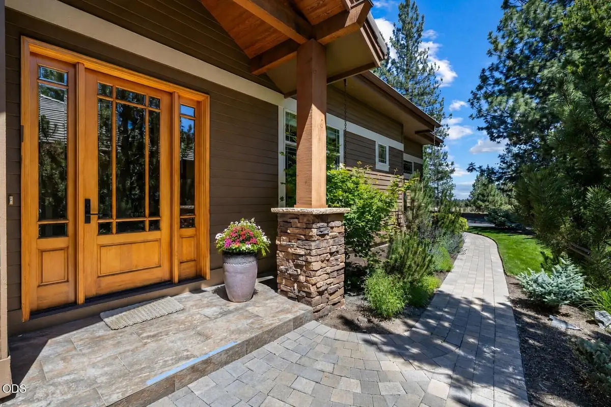 343 Mount Washington Drive, Bend, OR 97702 - #1