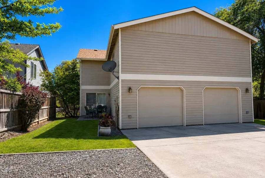 922 NW Ogden Avenue, Bend, OR 97703 - #3