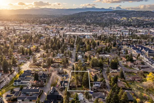1920 NE 8th Street, Bend, OR 97701