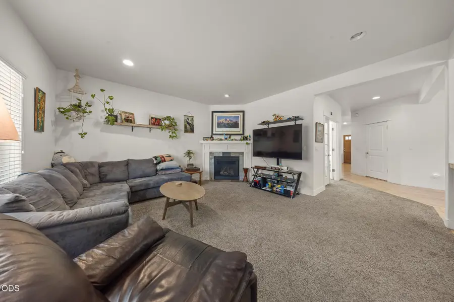 3144 NE Monte Vista Lane, Bend, OR 97701 - #3