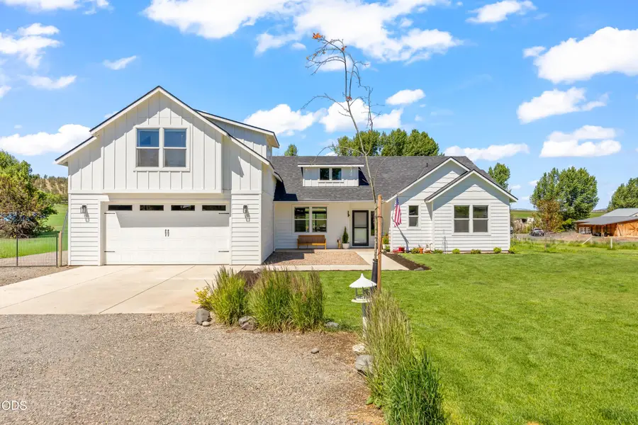 2467 NE Sunset View Lane, Prineville, OR 97754 - #2