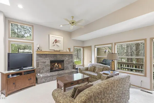 57342 Beaver Ridge Loop #18C, Sunriver, OR 97707