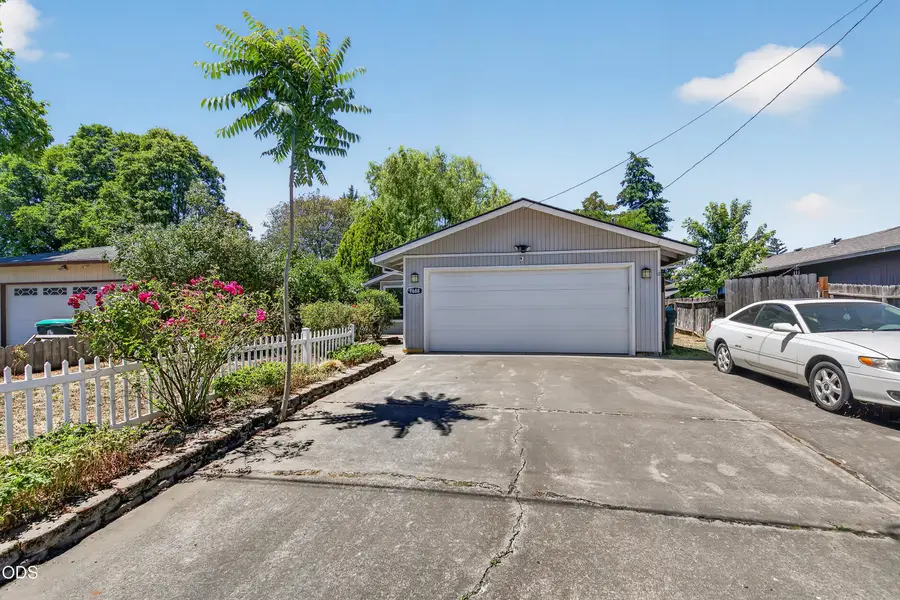 1688 Lillian Street, Medford, OR 97501 - #3