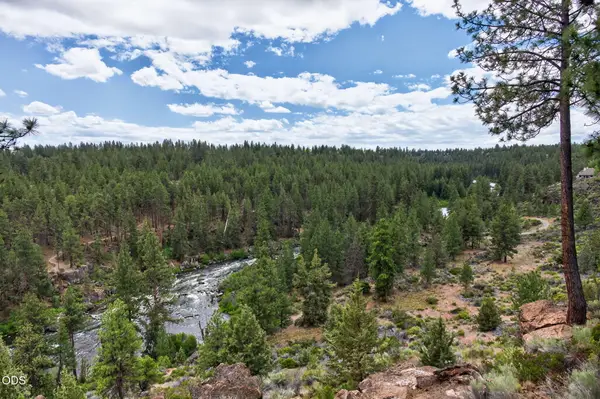 19717 SW Mount Bachelor Drive #UNIT 614, Bend, OR 97702