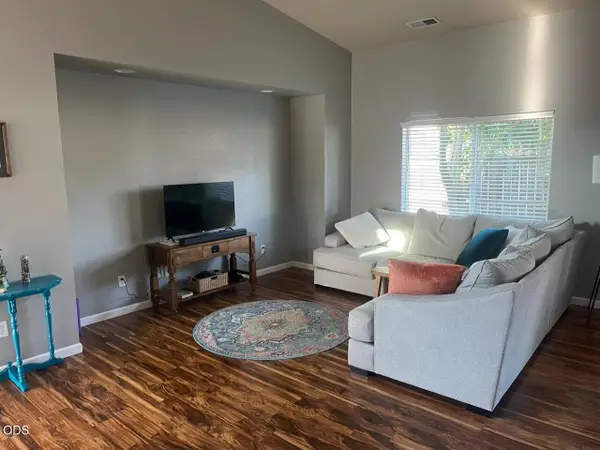 308 Live Oak Loop, Central Point, OR 97502