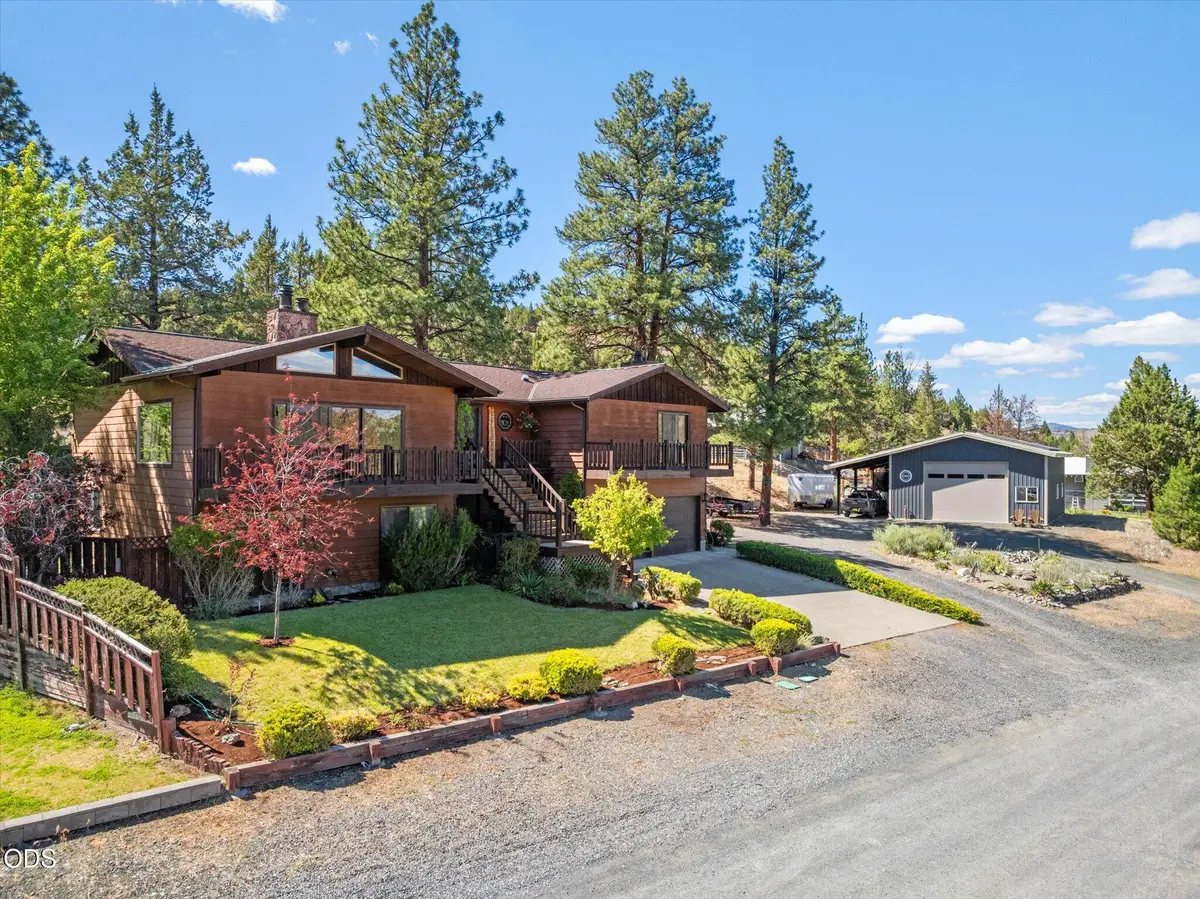 208 Adam, Canyon City, OR 97820 - #1