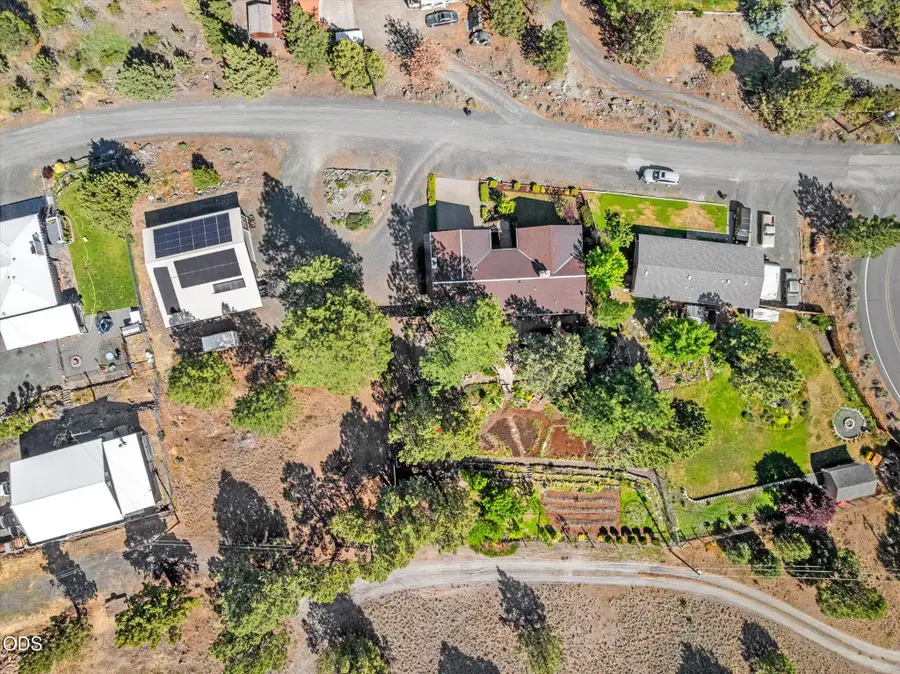 208 Adam, Canyon City, OR 97820 - #3