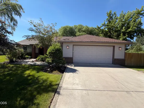 972 Harbor Isle Boulevard, Klamath Falls, OR 97601