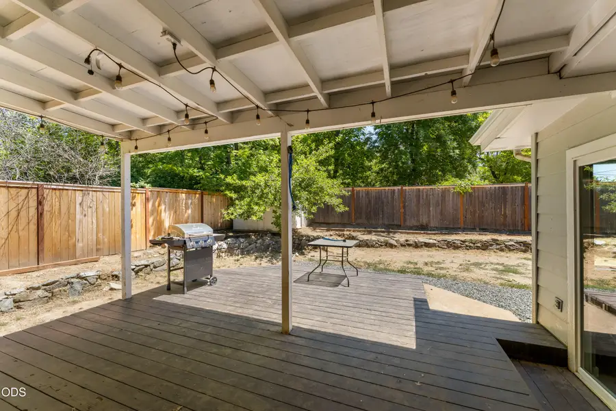 703 NE 10th Street, Grants Pass, OR 97526 - #3
