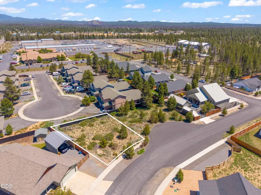 51374 Apache Tears Court, La Pine, OR 97739 - #2