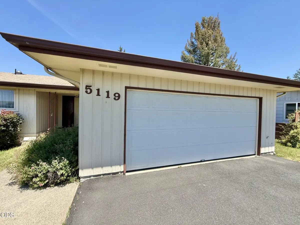 5119 Barry Avenue, Klamath Falls, OR 97603 - #1