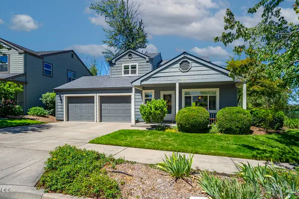 45 Brooks Lane, Ashland, OR 97520