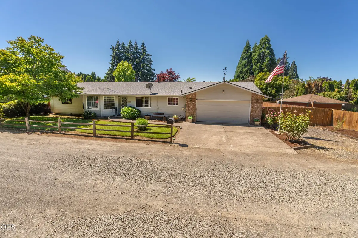 204 Miller Street, Molalla, OR 97038 - #1