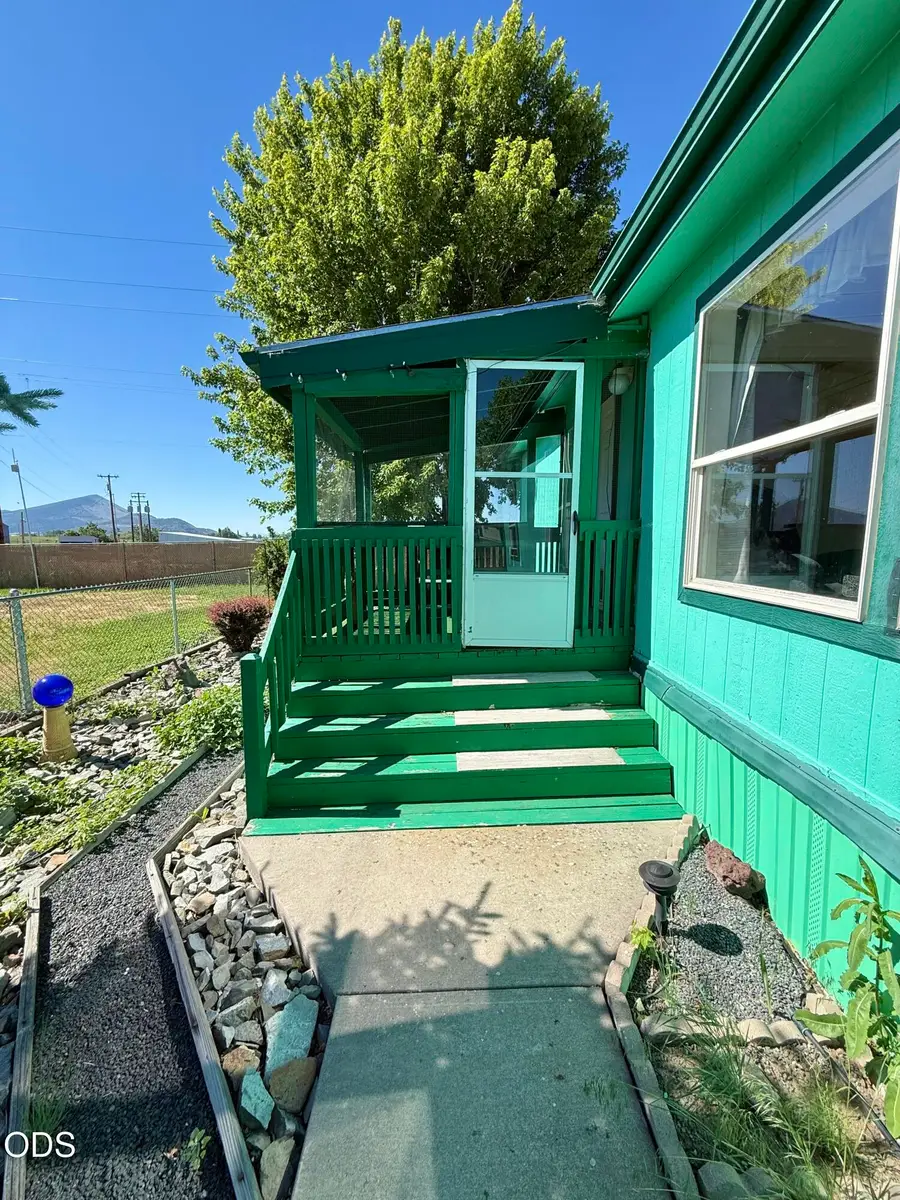 4751 Bellm Drive #SPC 403, Klamath Falls, OR 97603 - #2