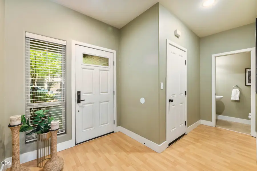 278 Tyler Avenue, Central Point, OR 97502 - #3