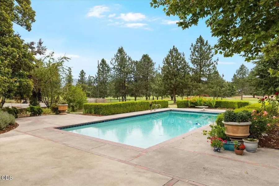 2956 Fairview Drive, Medford, OR 97504 - #2
