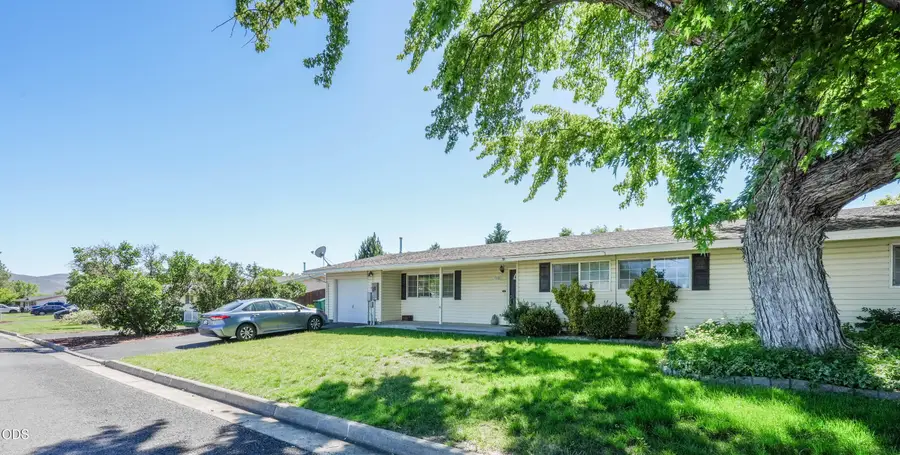 10756 Preddy Avenue, Klamath Falls, OR 97603 - #2