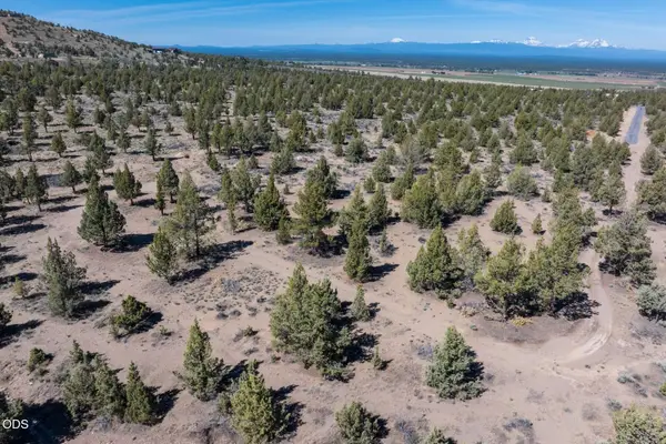 0 SW Reif Road #Parcel 2, Powell Butte, OR 97753