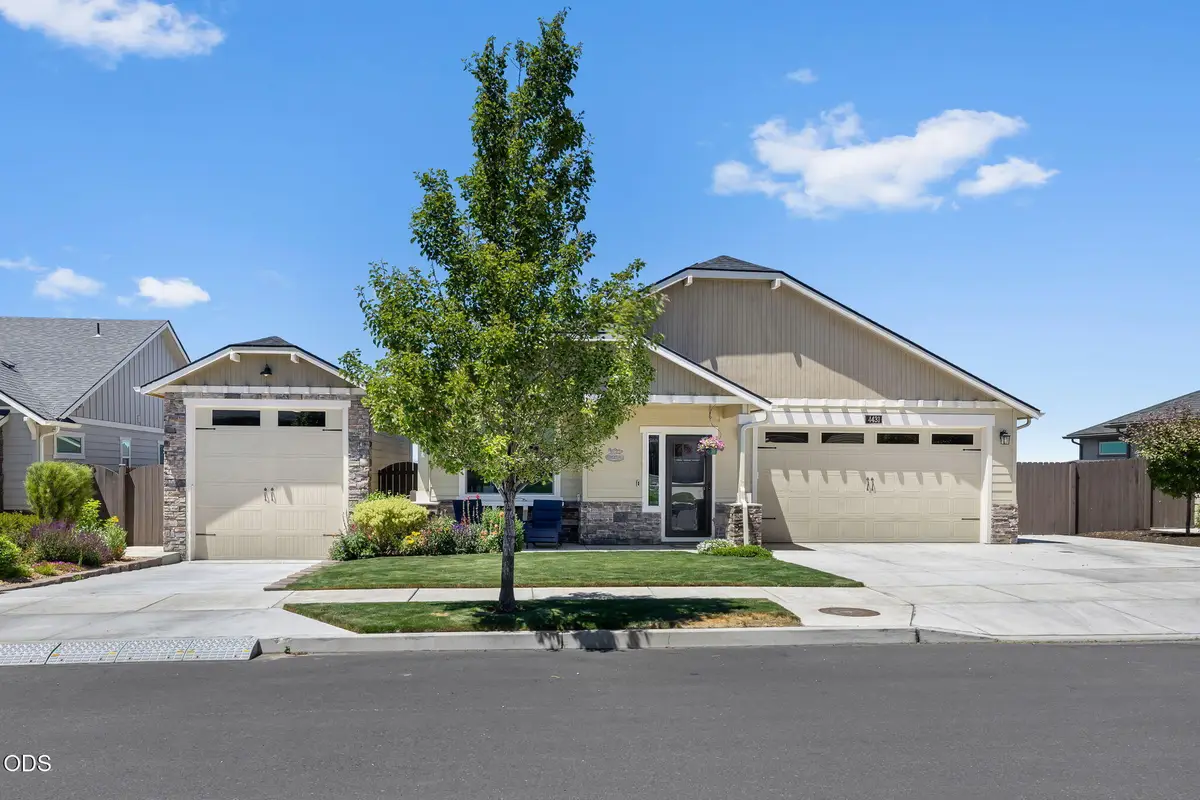4431 SW Salmon Place, Redmond, OR 97756 - #1