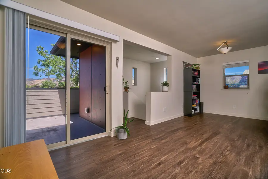 61 S Mountain Avenue, Ashland, OR 97520 - #3