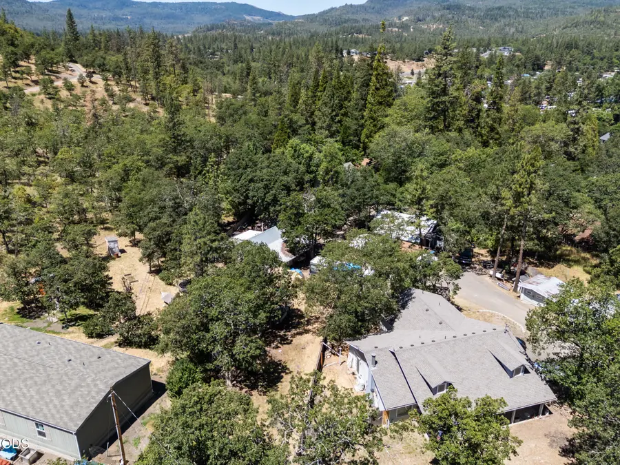 104 Fir Street, Shady Cove, OR 97539 - #3