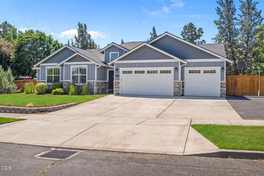 63337 Stonewood Drive, Bend, OR 97701 - #2