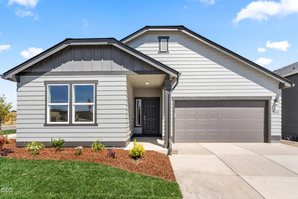 3688 Luchu Street, Medford, OR 97504 - #1