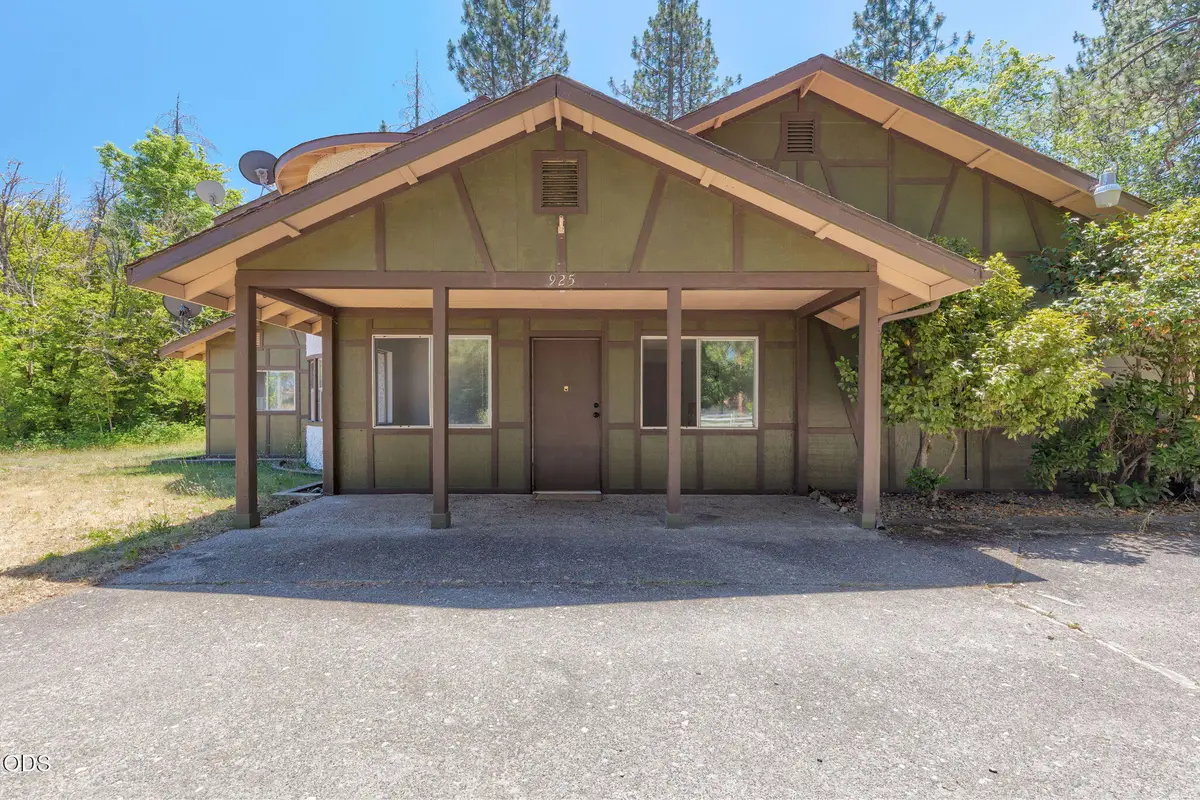 925 Meadow View Drive, Williams, OR 97544 - #1