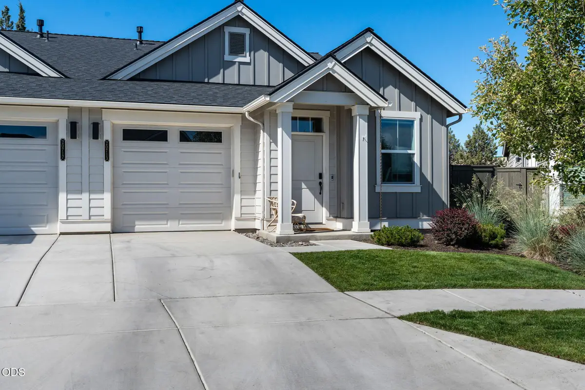 20713 SE Iron Horse Lane, Bend, OR 97702 - #1