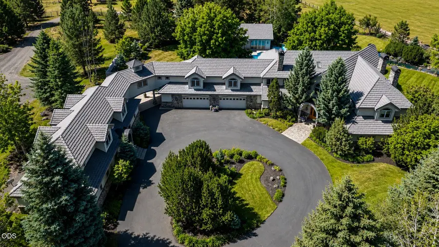 67480 Cloverdale Road, Bend, OR 97701 - #2
