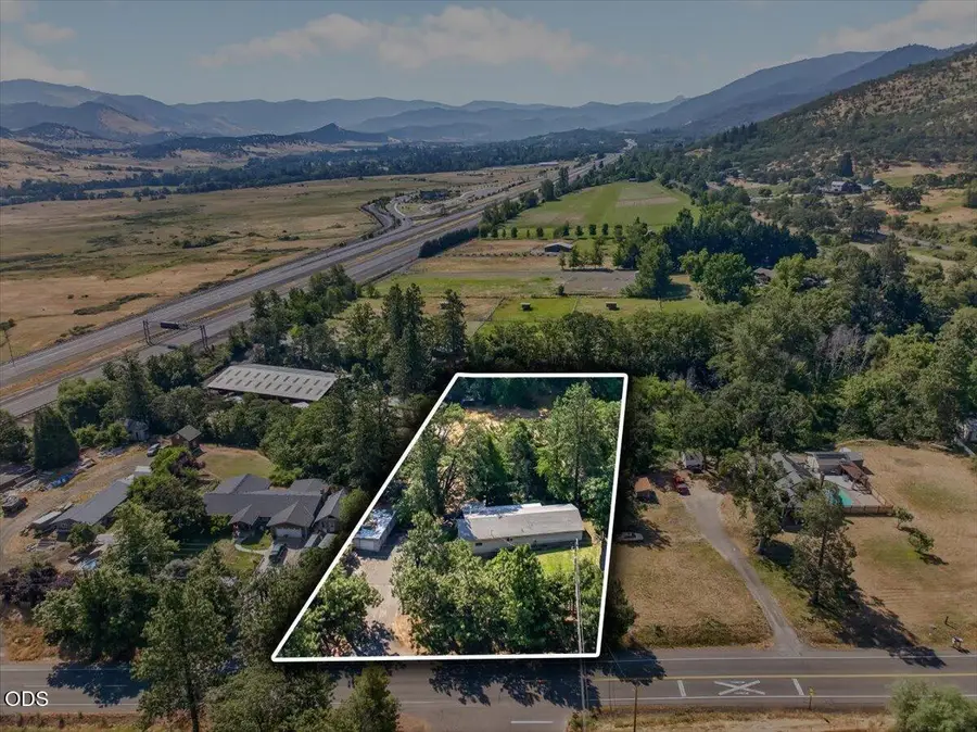 624 Crowson Road, Ashland, OR 97520 - #2
