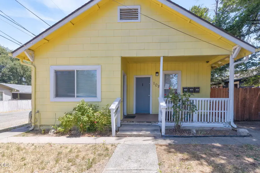 108 N Columbus Avenue, Medford, OR 97501 - #2