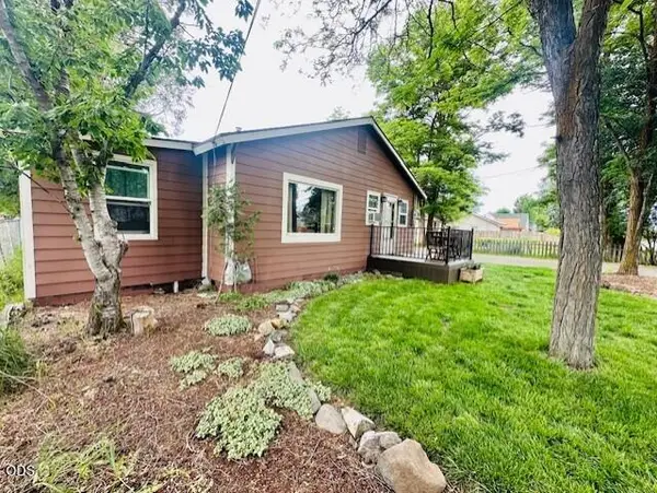 4423 Winter Avenue, Klamath Falls, OR 97603