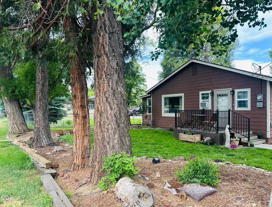 4423 Winter Avenue, Klamath Falls, OR 97603 - #2