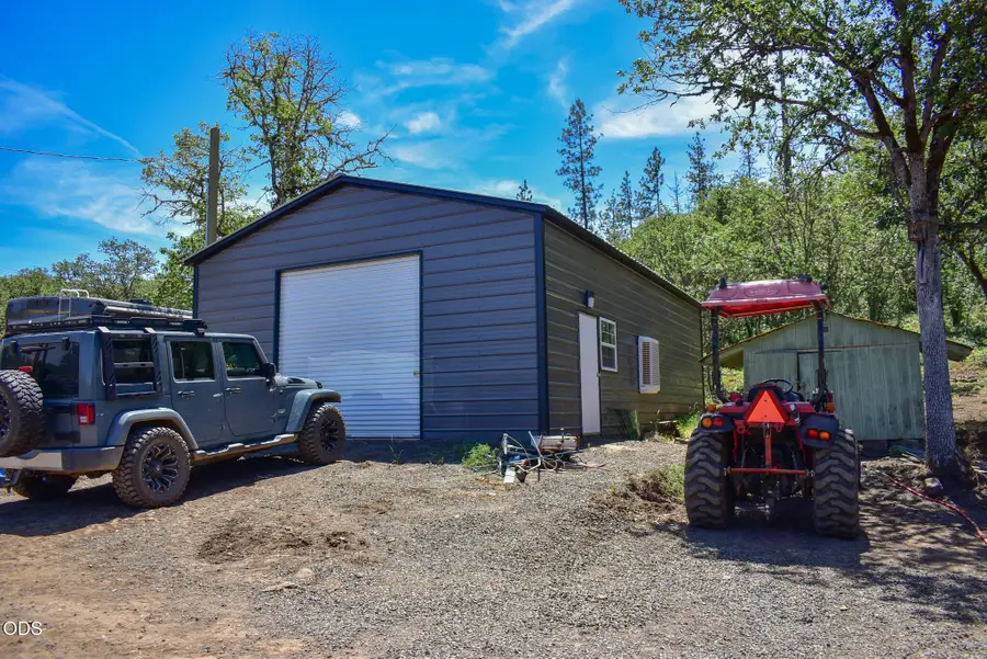 1956 Worthington Road, Eagle Point, OR 97524 - #3