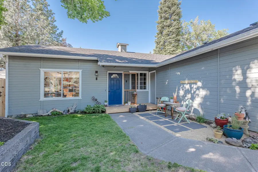 2653 NE Genet Court, Bend, OR 97701 - #2