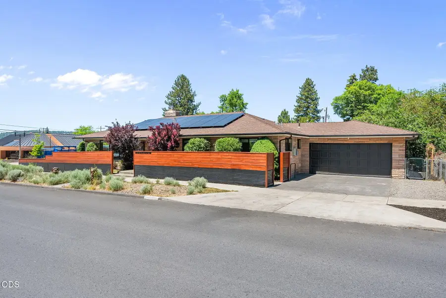 408 NE Hawthorne Avenue, Bend, OR 97701 - #2