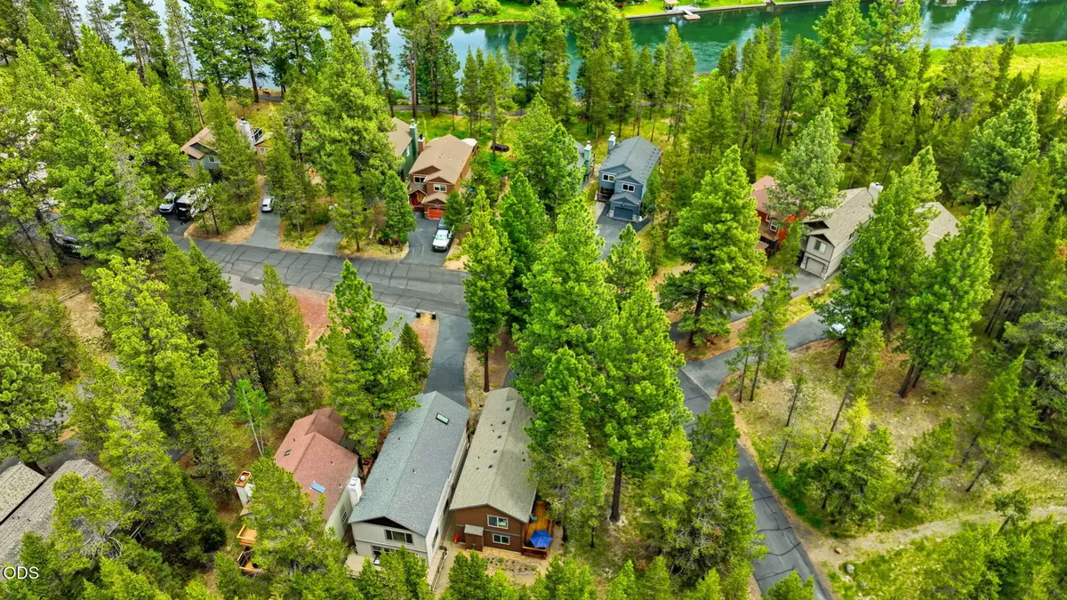55626 Wagon Master Way, Bend, OR 97707 - #1