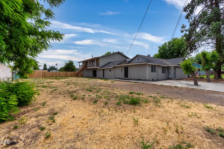575 SW Madison Street, Madras, OR 97741 - #2