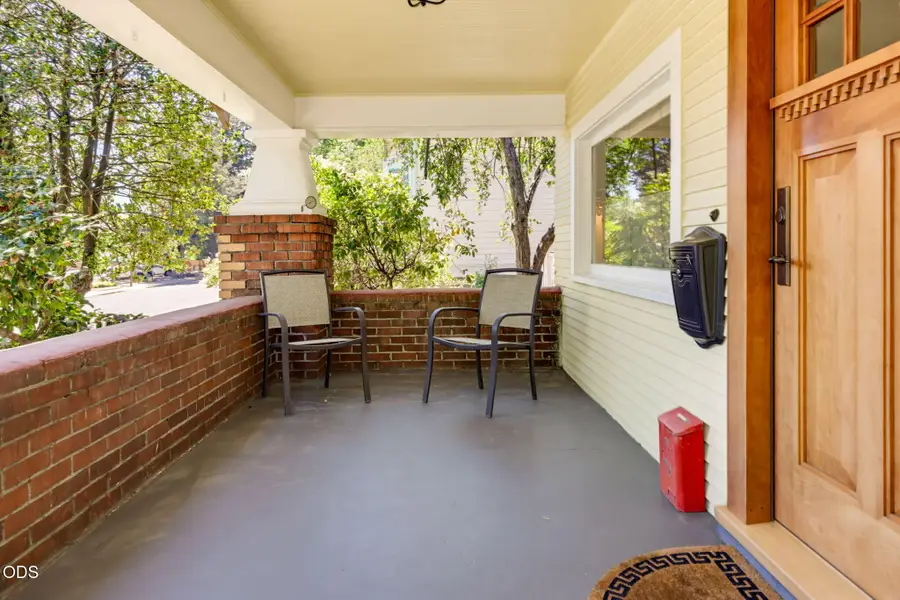 307 N Main Street, Ashland, OR 97520 - #3