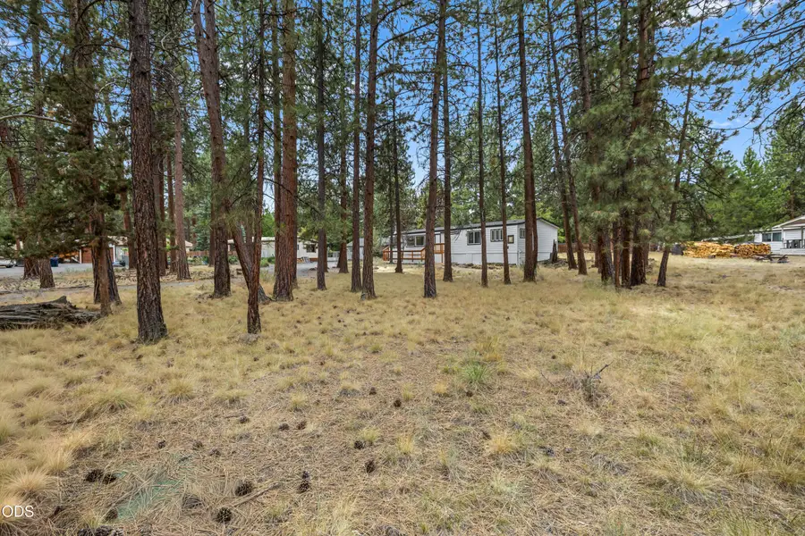 61057 Chuckanut Drive, Bend, OR 97702 - #3