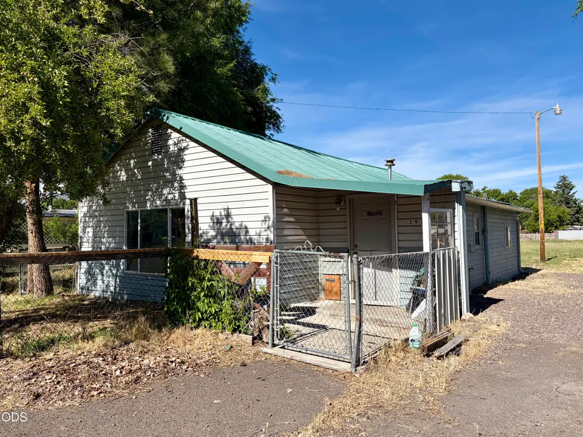 3911 Altamont Drive, Klamath Falls, OR 97603 - #1