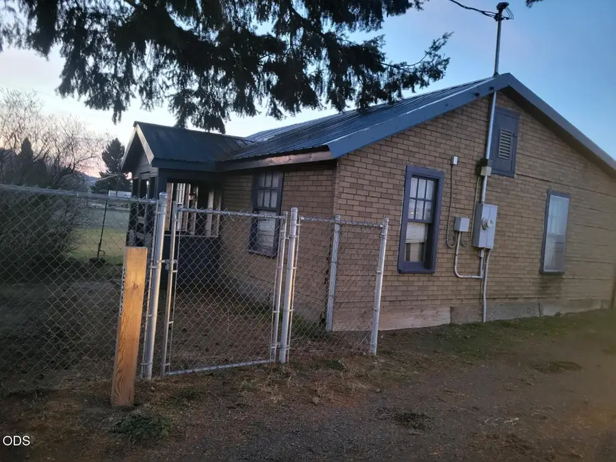 2563 NW O Neil Highway, Prineville, OR 97754 - #2