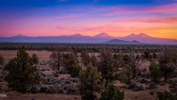 NW O'neil Highway #105, Redmond, OR 97756