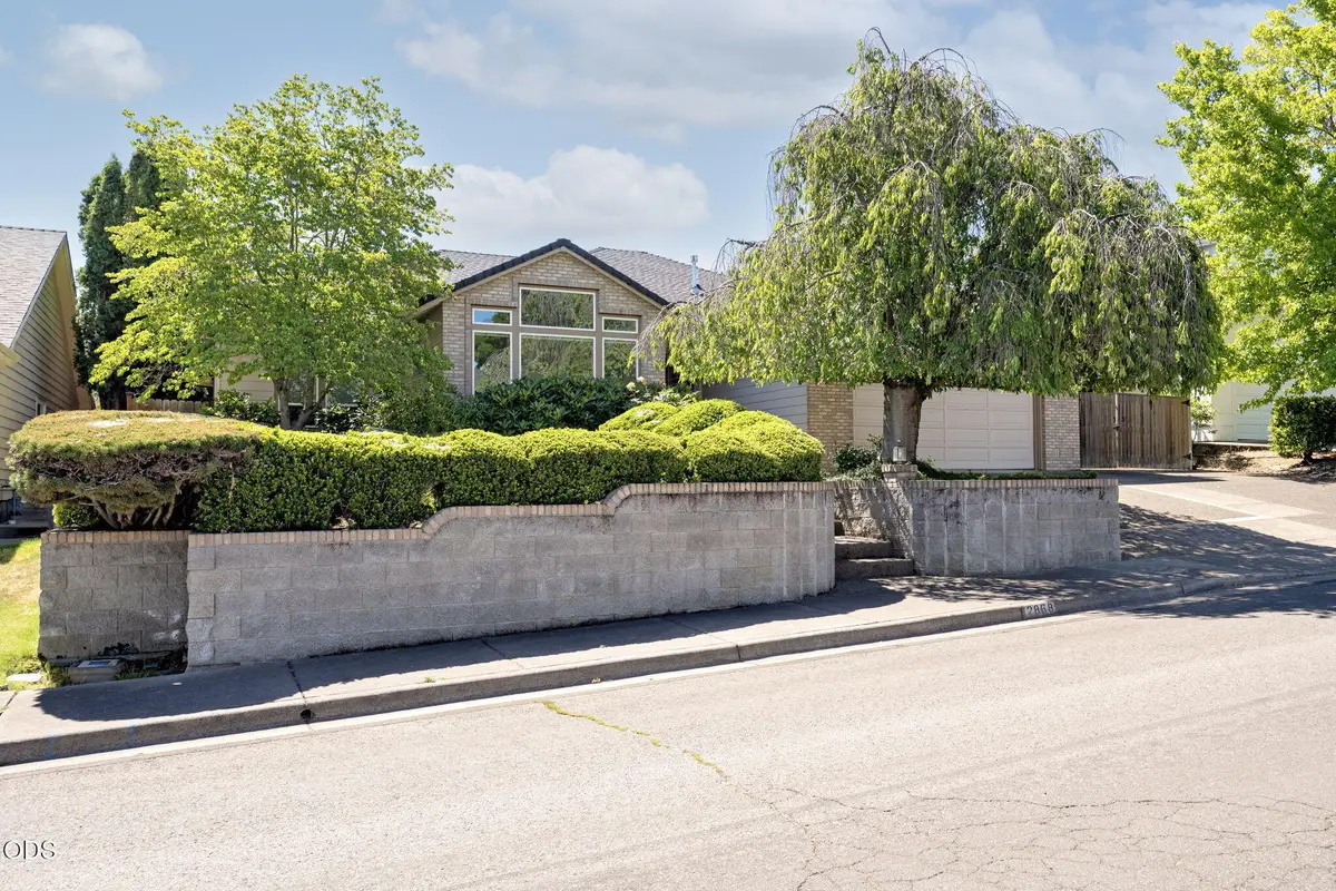 2868 Wilkshire Drive, Medford, OR 97504 - #1