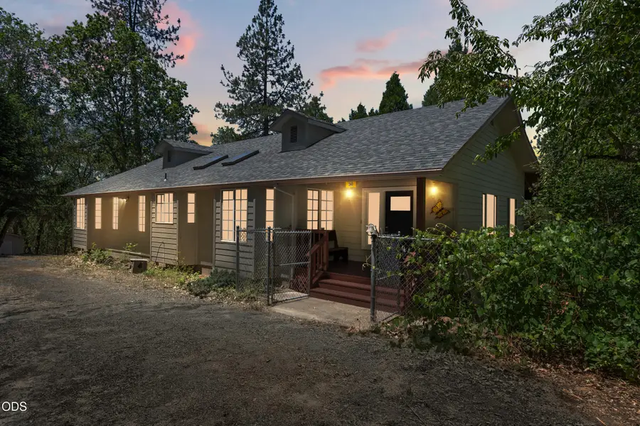 340 El Camino Way, Grants Pass, OR 97526 - #2