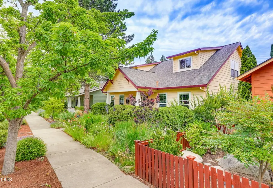 2685 Clay Creek Way, Ashland, OR 97520 - #2