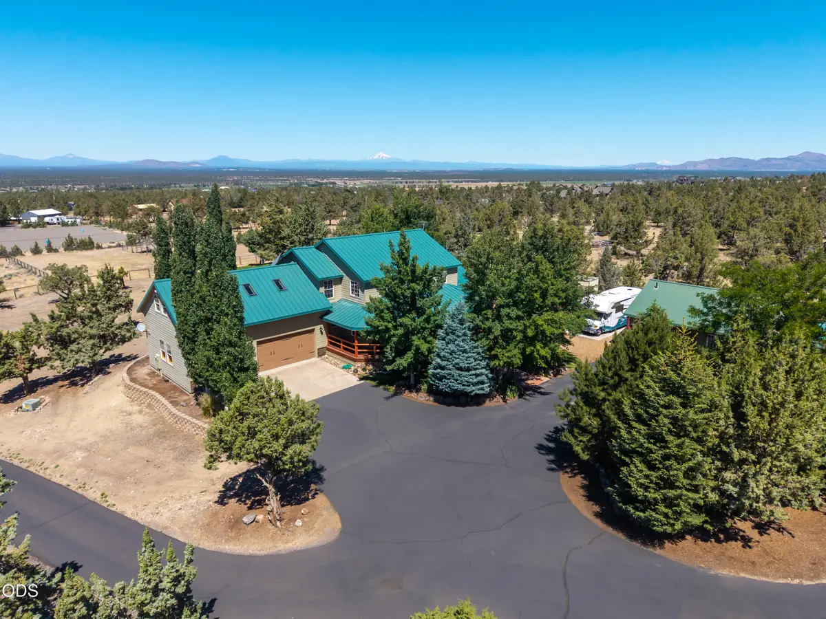 15555 SW Hahlen Avenue, Powell Butte, OR 97753 - #1